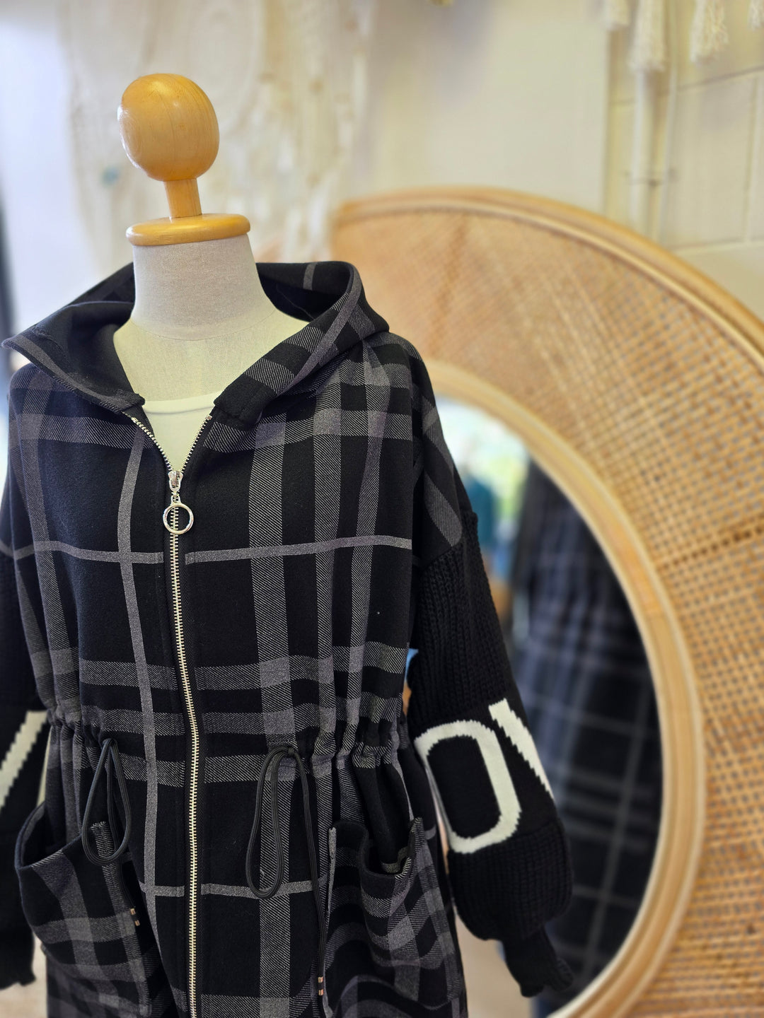 United Amore Jacket