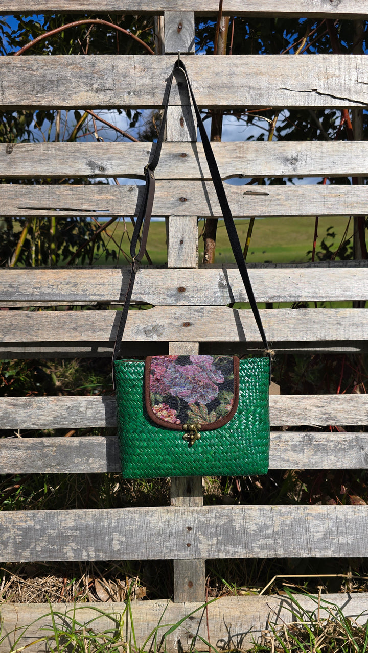 Nintra Sling Bag