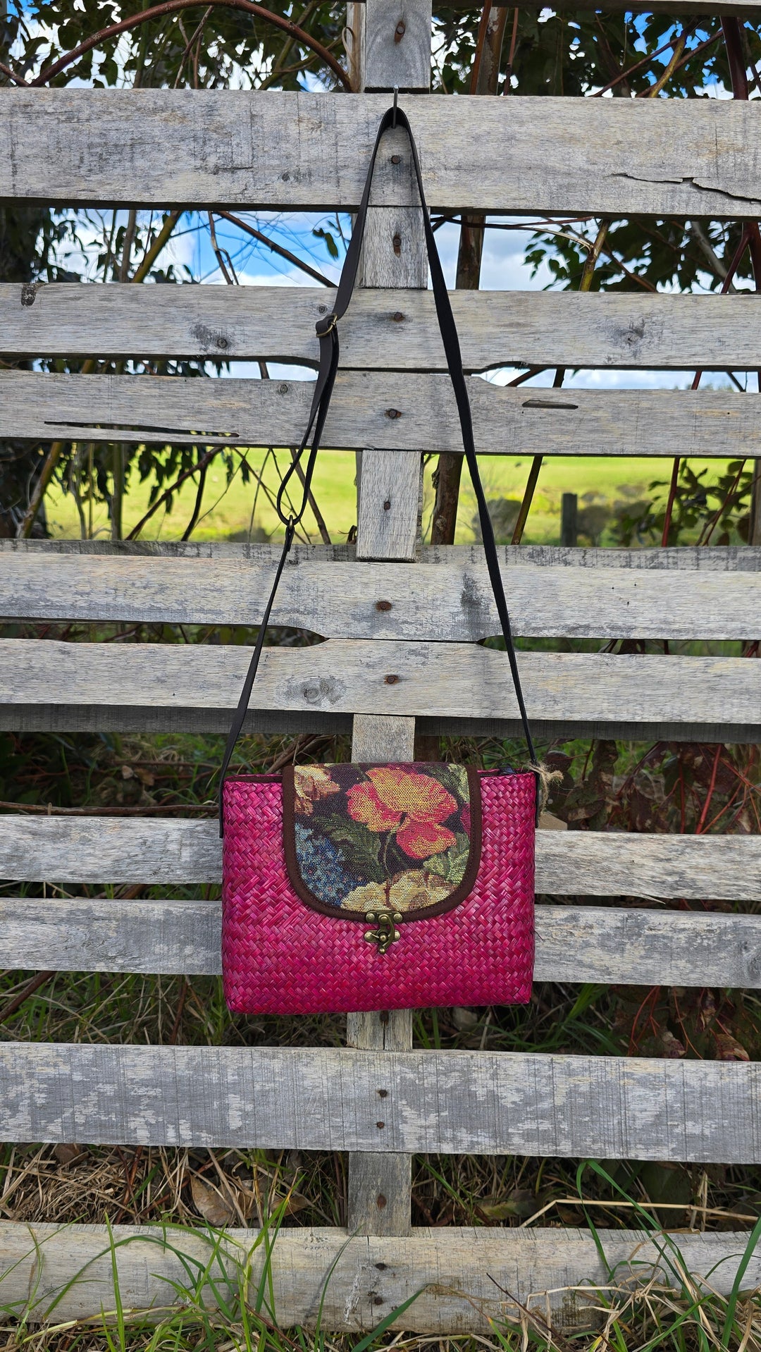 Nintra Sling Bag