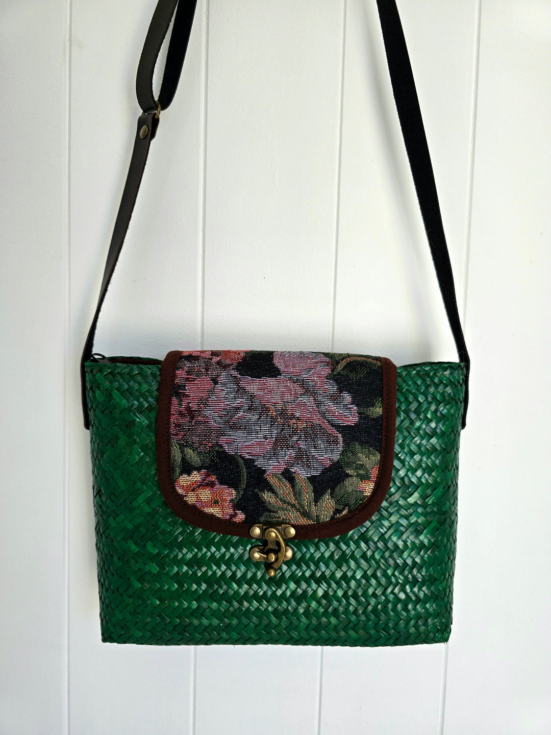 Nintra Sling Bag