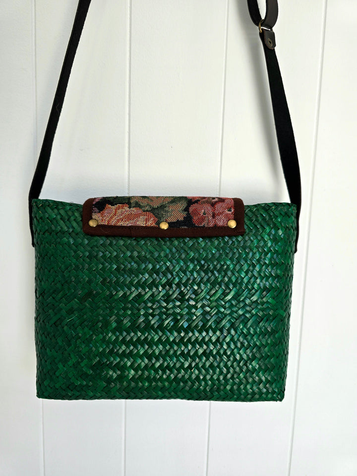 Nintra Sling Bag
