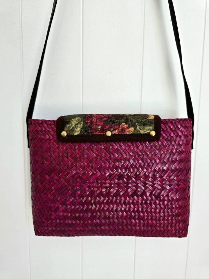 Nintra Sling Bag