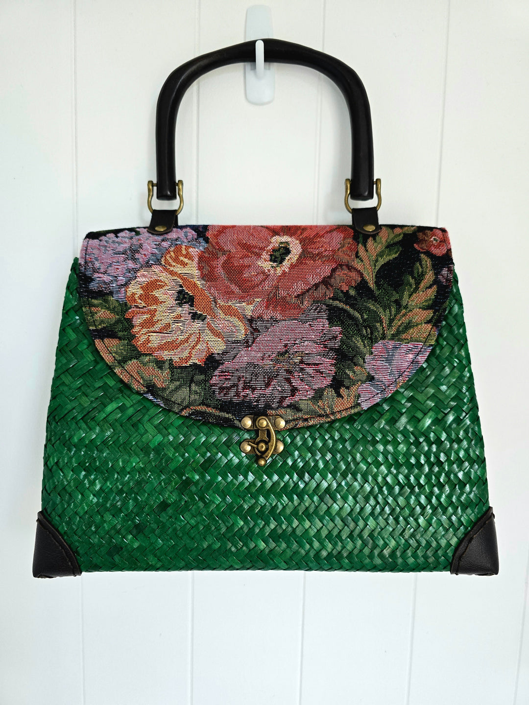 Pavinee Handbag