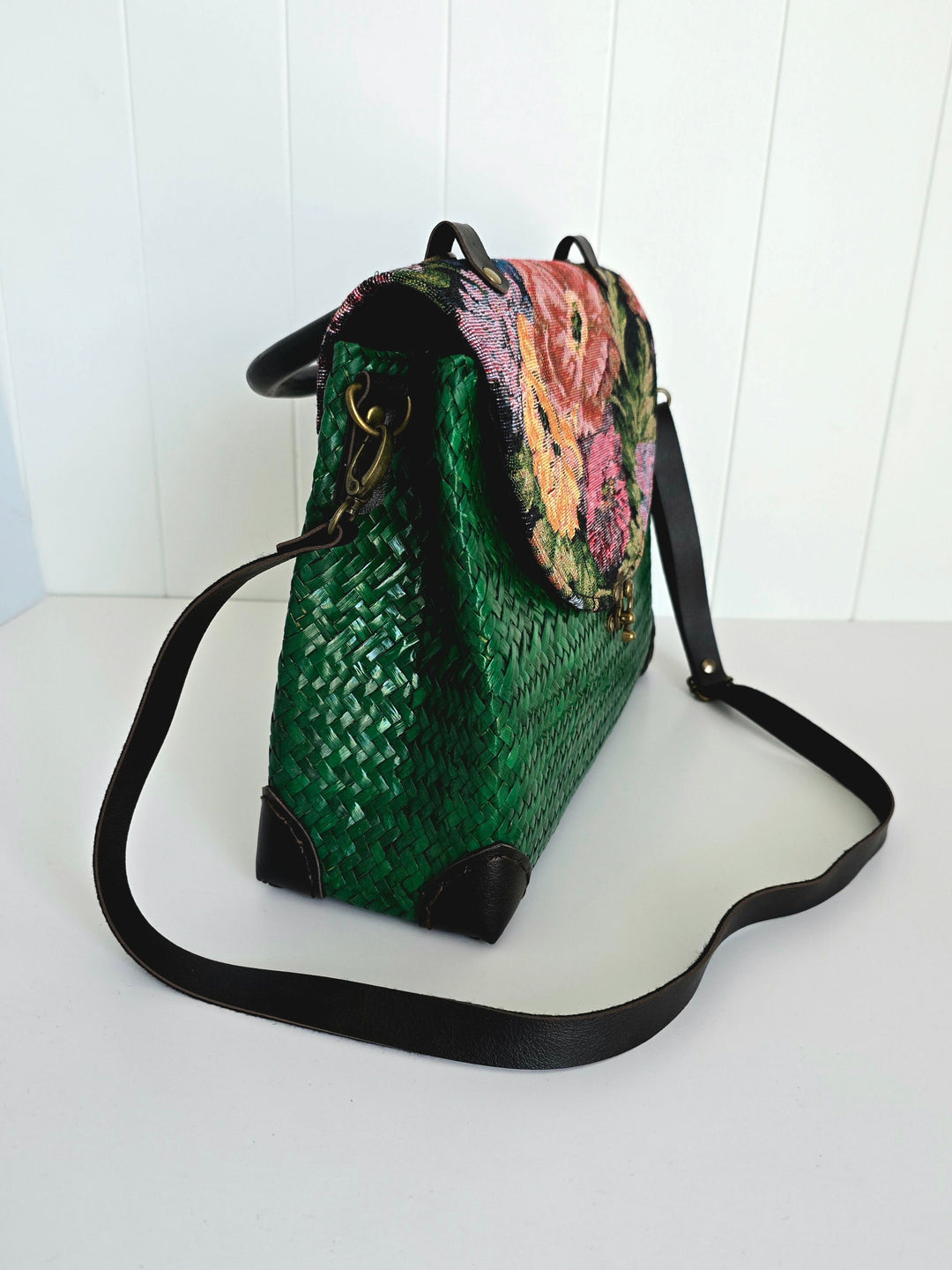 Pavinee Handbag