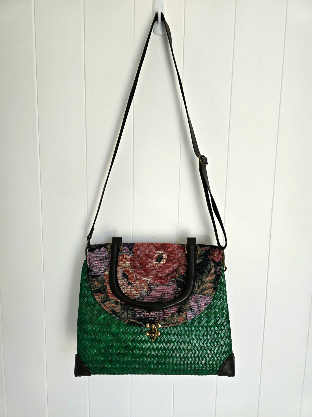 Pavinee Handbag