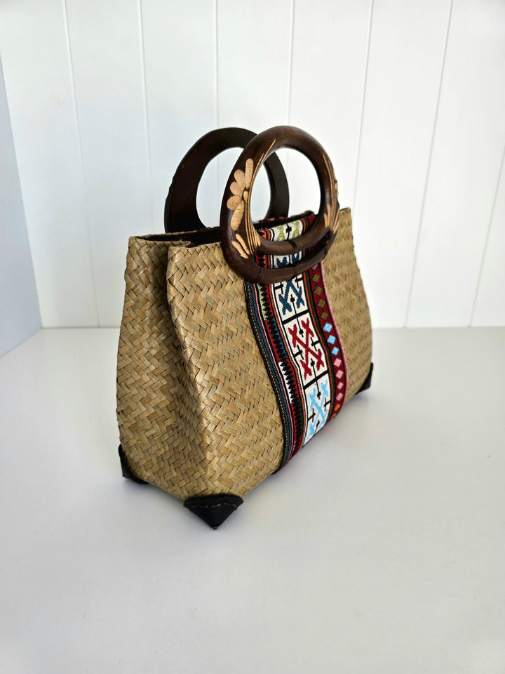 Saree Handbag - Carved