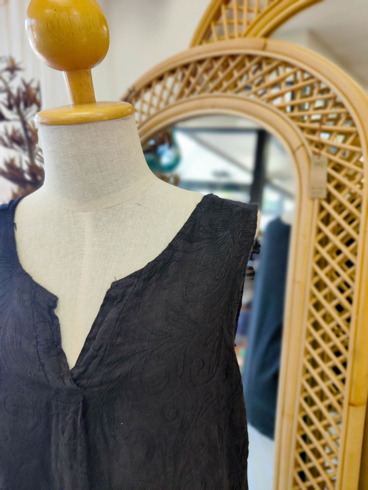 Embroidered Linen Singlet - eKo NZ - 