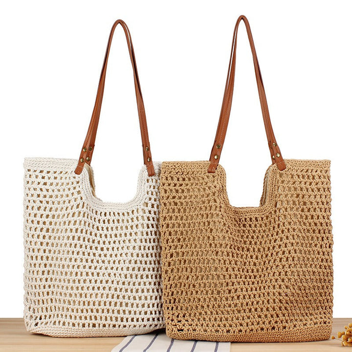 Hand made crochet bag in natural cotton with faux leather handles