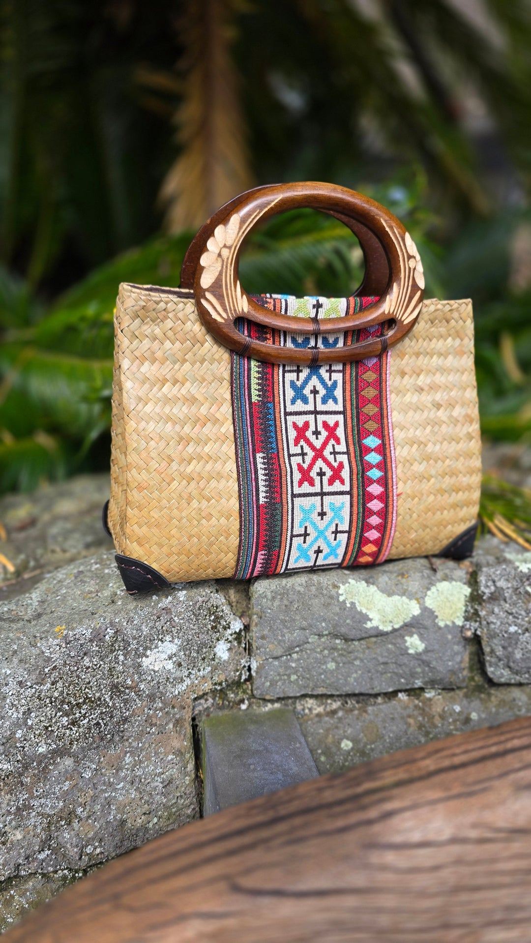 Saree Handbag - Carved
