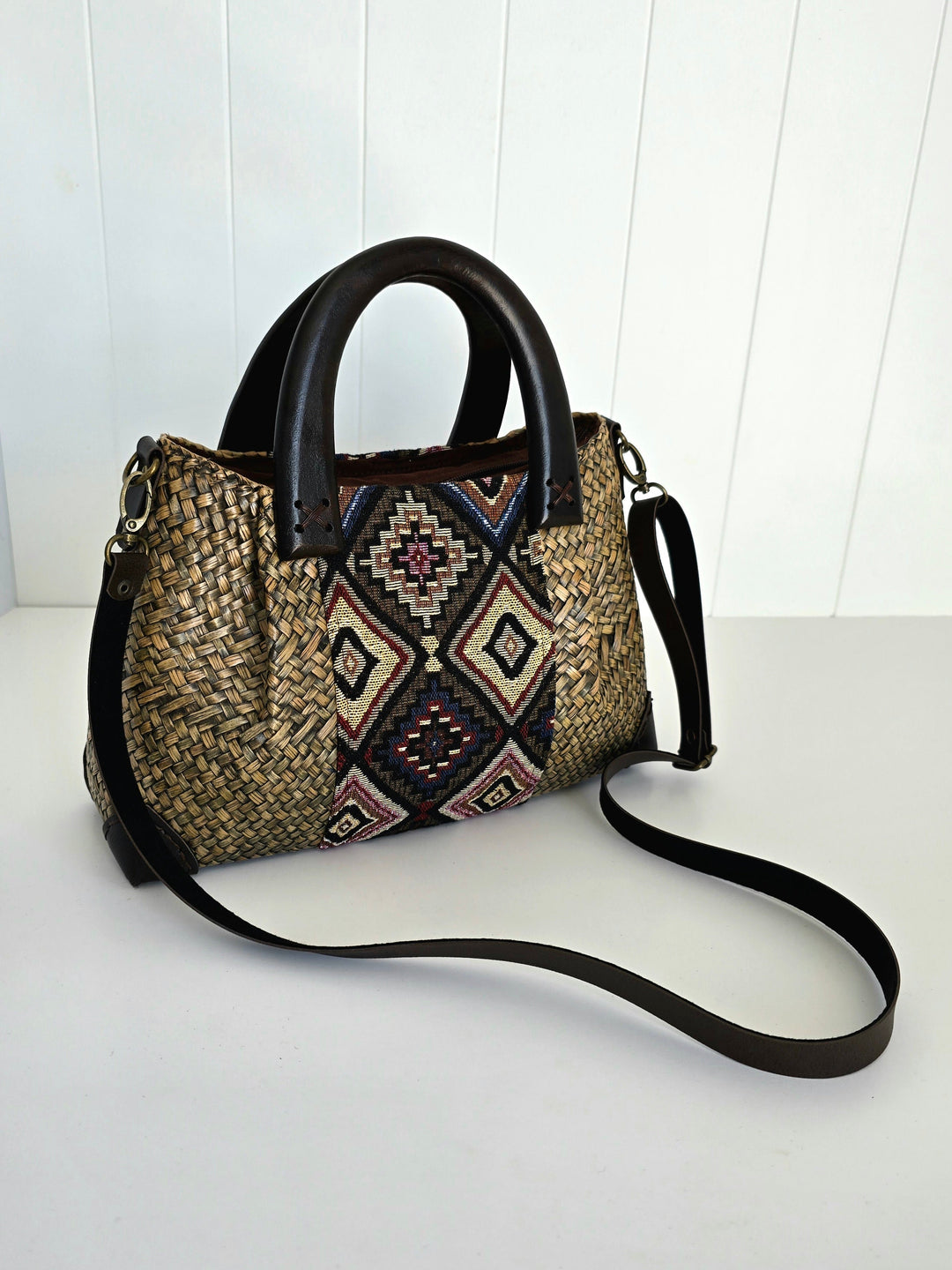 Viengsaen Handbag