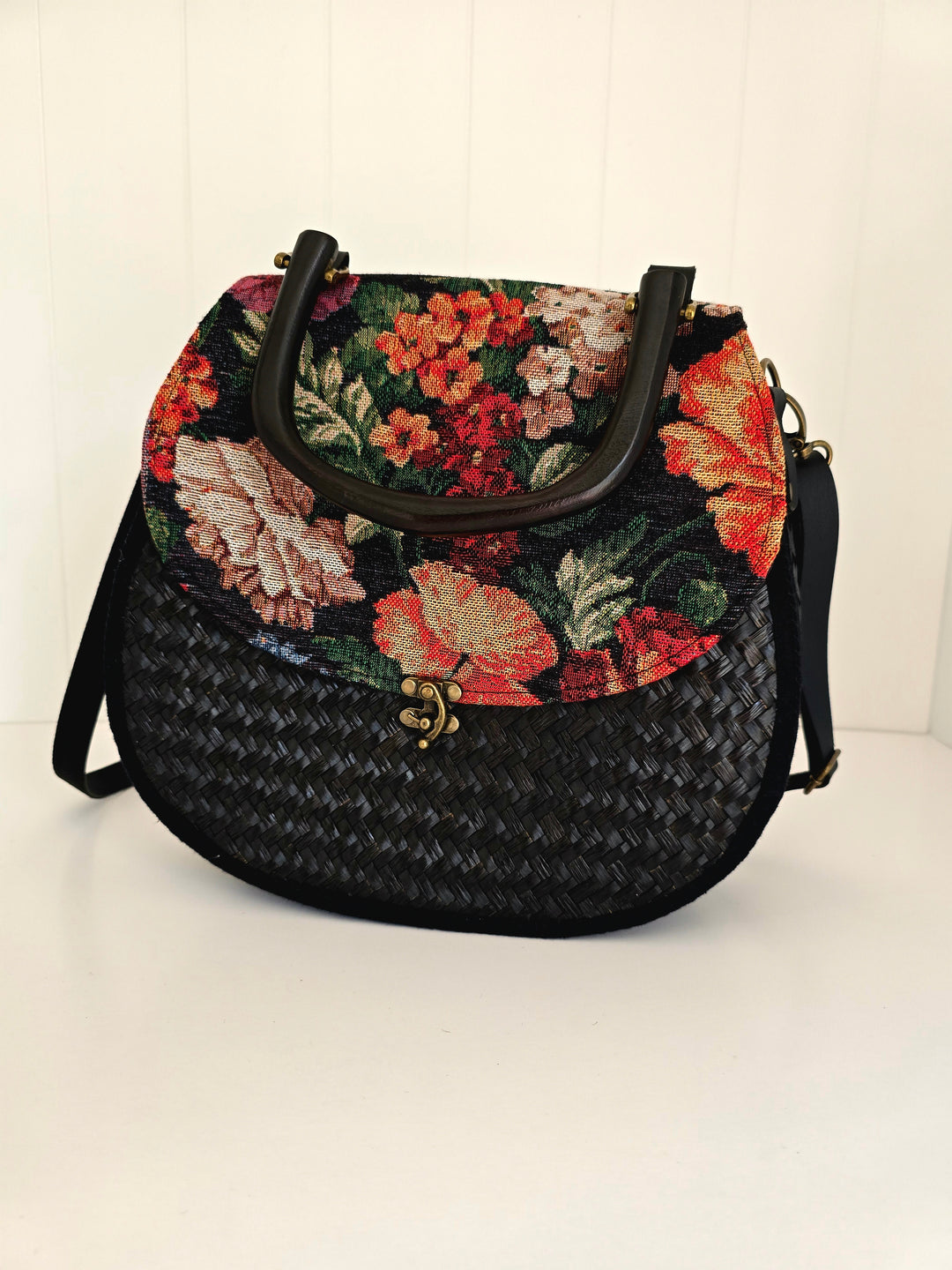 Chanrak Handbag