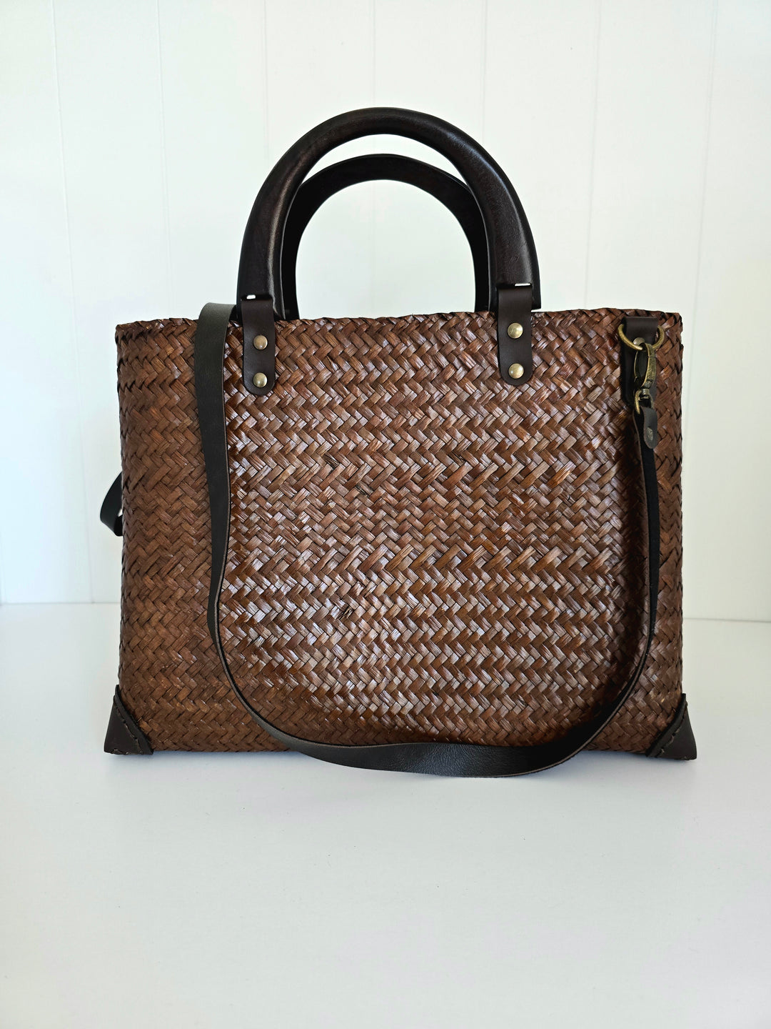 Isara Tote