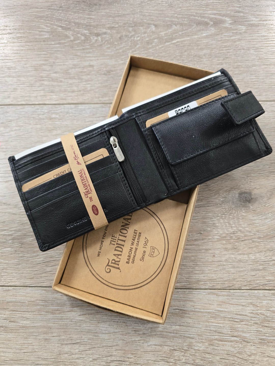 Traditional Tab Wallet