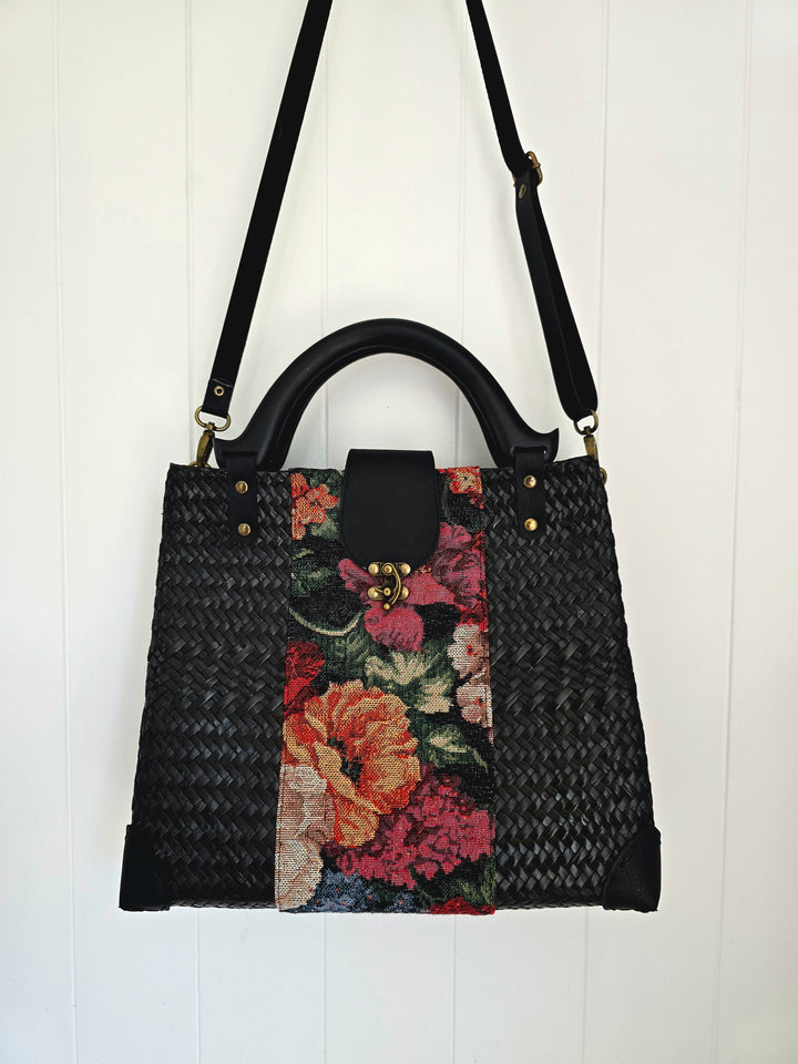 Ayra Handbag