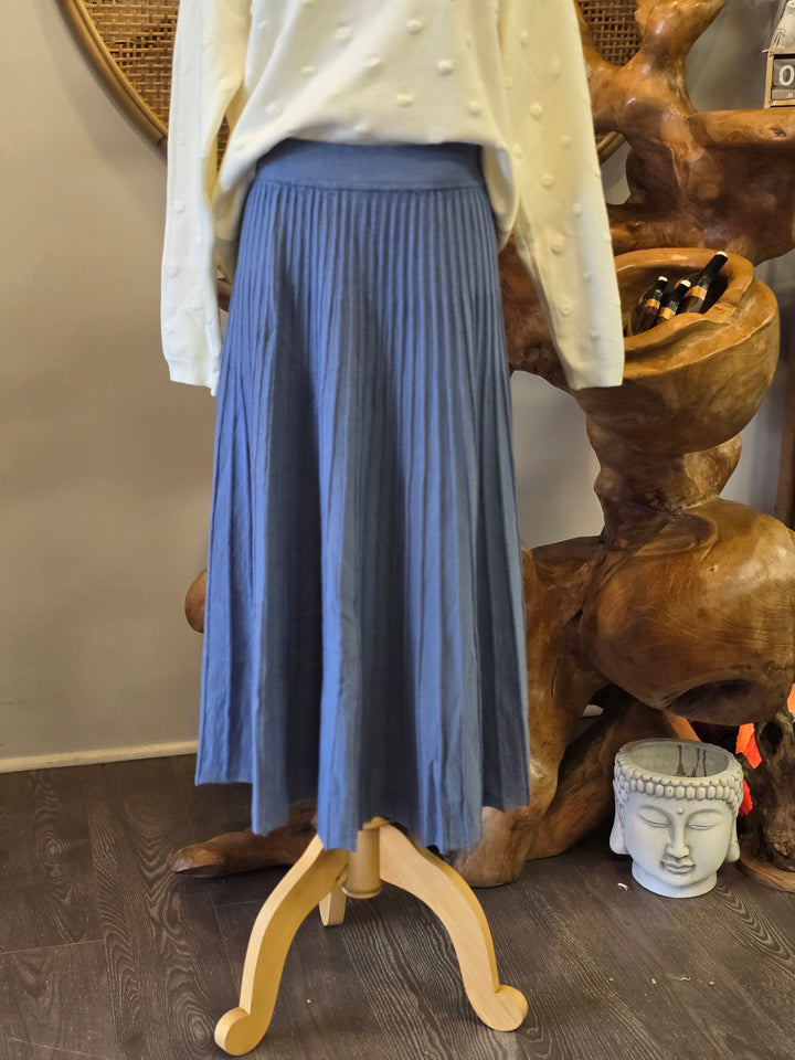 Knit Pleated Skirt