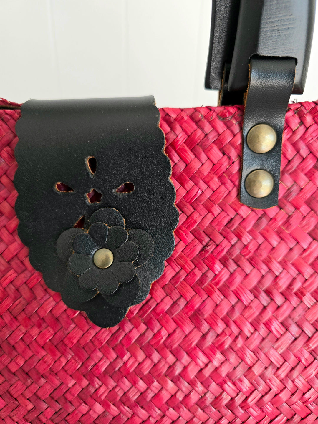 Petali Handbag - Rose Red