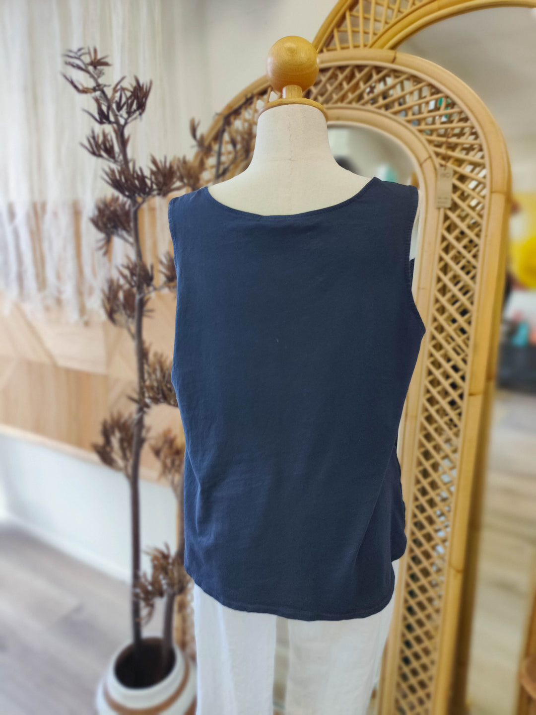 Embroidered Linen Singlet