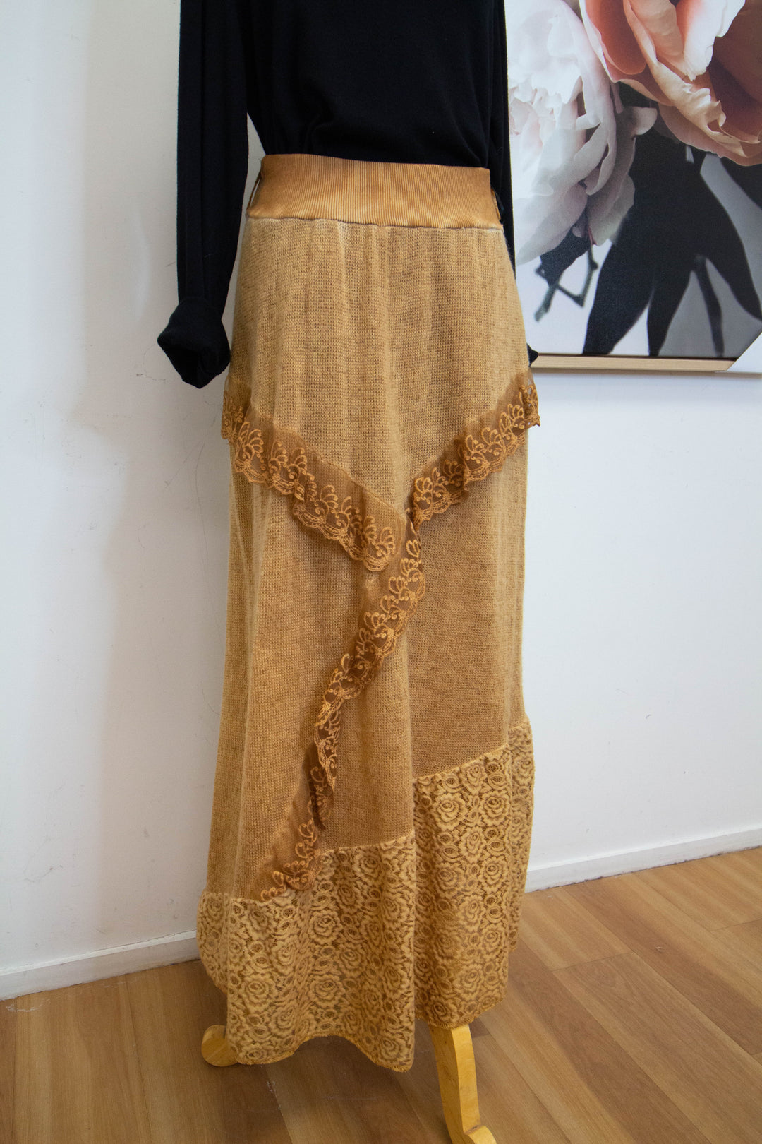 eKo NZ - Italian Skirt - Lace Fab Skirt - Mustard -  Side