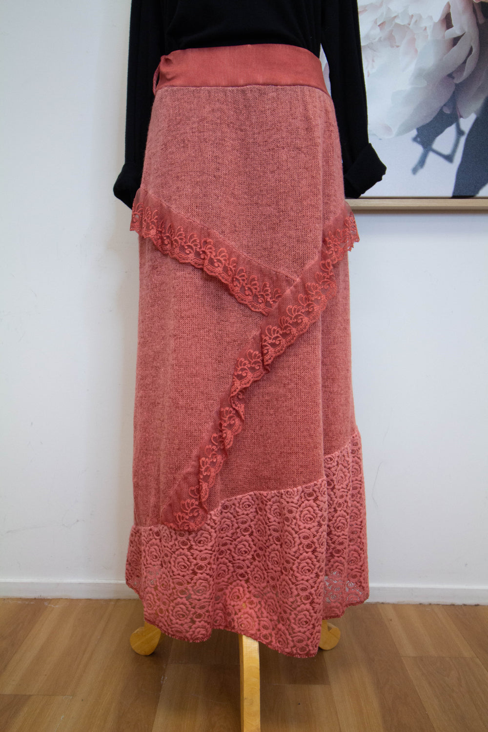 eKo NZ - Italian Skirt - Lace Fab Skirt - Terracotta -  Close up 