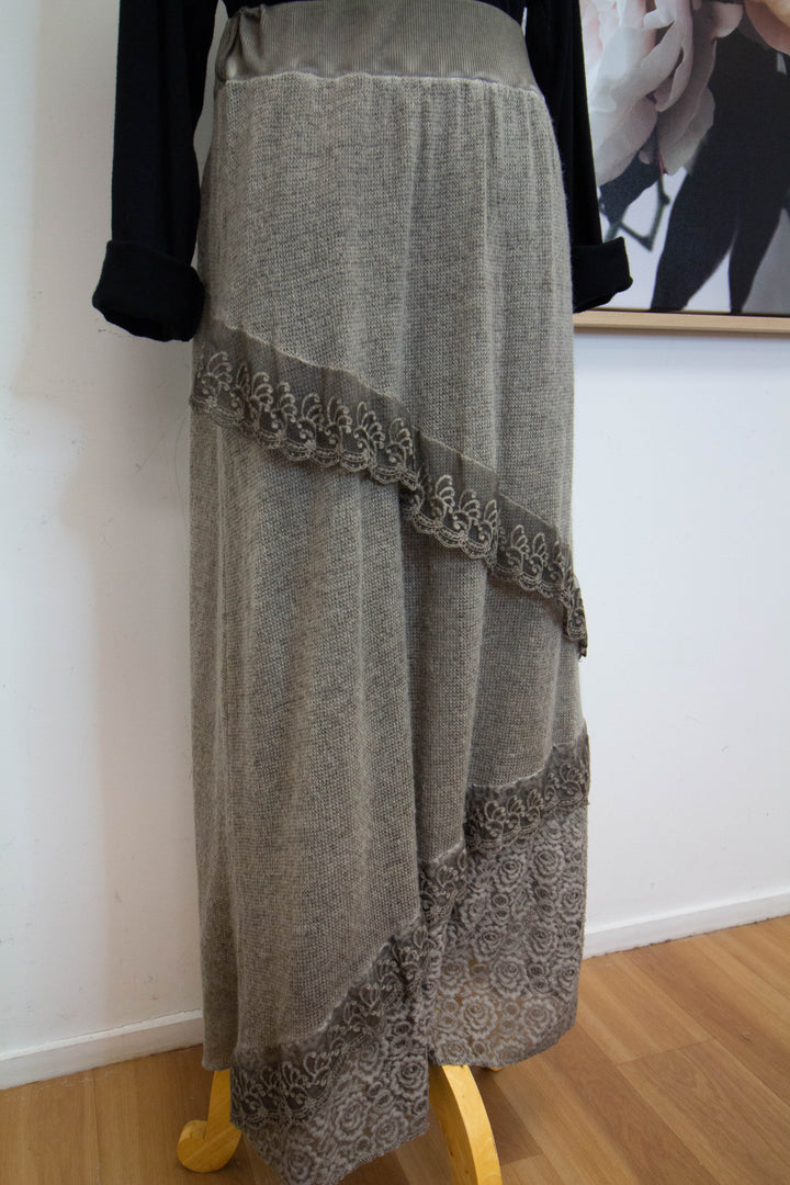 eKo NZ - Italian Skirt - Lace Fab Skirt - Brown  - Side